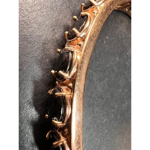 SOLD

Shungite and copper cuff bracelet with rose gold plating and magnets - Picture 5 of 10